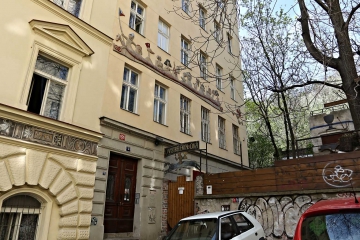 U božích bojovníků, Praha 3