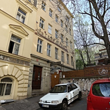 U božích bojovníků, Praha 3